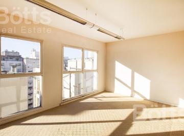 Oficina comercial · 170m² · 7 Ambientes · 1 Cochera · Excelente Ubicación, 7 Amb, 2 Plantas, Luminosa y Espaciosa, Cochera, Apto Crédito!