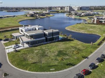 Terreno · 1055m² · Terreno en Venta Los Puentes Al Agua - con Proyecto Aprobado