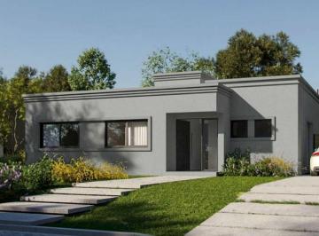 Casa · 134m² · 4 Ambientes · 1 Cochera · Casa Quinta en Venta en San Ramiro, Pilar del Este, Pilar