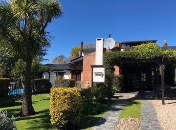 Casa · 1 Dormitorio · 1 Cochera · Alquiler / Departamento 2 Ambientes / Sierra de Los Padres