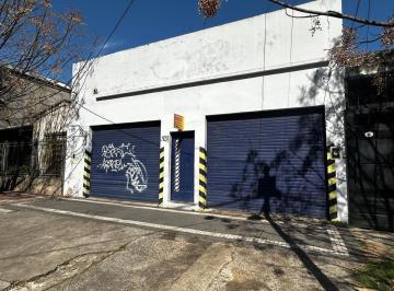 Bodega-Galpón · 161m² · 1 Ambiente · 5 Cocheras · Taller Mecánico con Propiedad en Venta