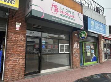 Local comercial de 2 ambientes, Tigre · Local de 60 m² Más Galpón Para Depósito de 75 m²