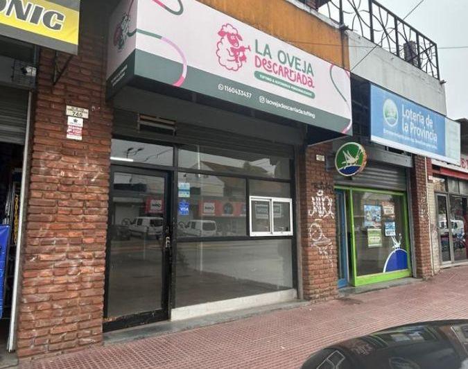 Local comercial · 135m² · 2 Ambientes