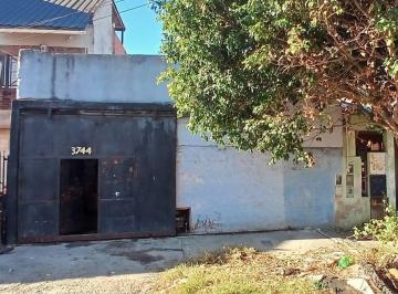 RUR-RRU-401_2 · Alquiler de Galpón de 415 m² en Lanús Este!