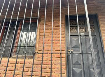 PH en Alquiler de 1 ambiente San Andrés · Departamento Monoambiente Luminoso en Primer Piso por Escalera