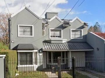 Casa · 250m² · 5 Ambientes · 4 Cocheras · Venta Casa 5 Amb. Garage Parque Pileta, Libertad