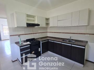 Casa · 70m² · 3 Ambientes · 1 Cochera · Duplex en Alquiler, Dos Dorm. con Garage