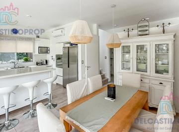 Casa · 294m² · 6 Ambientes · 2 Cocheras · Casa en El Canton