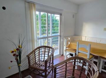 Departamento · 38m² · 2 Ambientes · Alquiler Departamento Escalera 1 Dormitorio Balcón