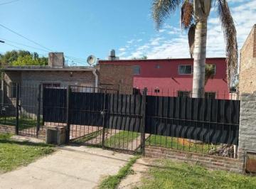 PH · 326m² · 9 Ambientes · 3 Cocheras · Venta Block de Departamentos PH Apto Crédito con Jardin y Cochera Cañuelas Todos Los Servicios