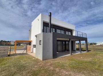 Casa · 164m² · 5 Ambientes · 2 Cocheras · Casa en Venta a Estrenar 5 Ambientes en Nativas - Puertos del Lago