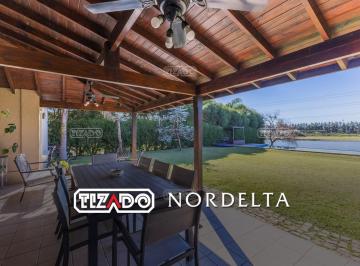Casa · 196m² · 5 Ambientes · 1 Cochera · Casa en Venta en San Francisco, Villanueva, Tigre