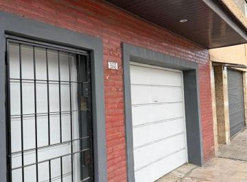 Casa de 5 ambientes, Pompeya · Casa Más Departamento de un Ambiente Totalmente Independiente