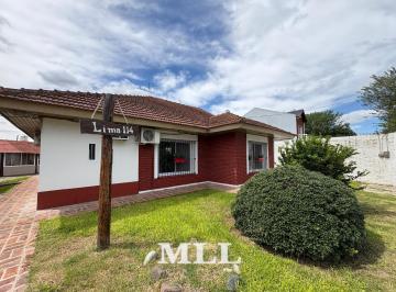 Quinta vacacional · 110m² · 5 Ambientes · 2 Cocheras · Quinta en Tristan Suarez