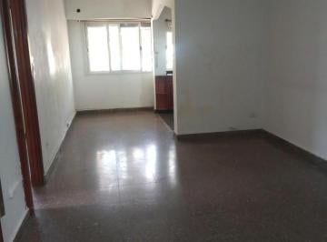 Departamento · 60ha · 3 Ambientes · 1 Cochera · Venta de Departamento 3 Ambientes en Temperley con Cochera