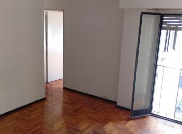 Departamento de 2 ambientes, Caballito · Dpto 2 Ambientes. Caballito, Rivadavia 6200 Dueño Directo