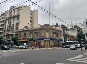 Terreno · 4369m² · Lote Tipo L en Av Rivadavia y Quintino Bocayuva
