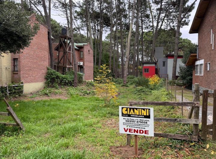Terreno · 275m²
