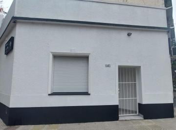 Casa · 132m² · 7 Ambientes · Venta Casa Multifamiliar - 2 Unidades - Floresta