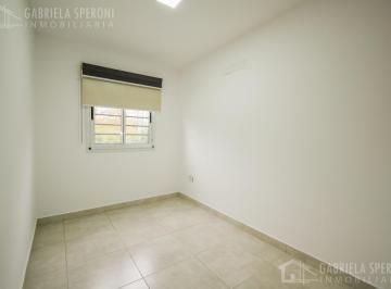 Elegancia y confort en pleno AdroguéEn la tranquila calle Benito Quinquela Martí · Duplex 4 Ambientes Venta Adrogue