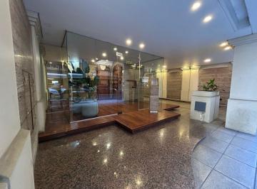 Departamento de 5 ambientes, Barrio Norte · Piso de 5 Ambientes con Dependencia Baulera y Cochera Fija