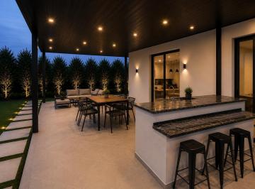Casa · 231m² · 5 Ambientes · 3 Cocheras · Casa en Santa Ana - Villanueva