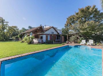 Casa · 197m² · 4 Ambientes · 2 Cocheras · Venta Casa 4 Amb Pilar Centro - Apto Desarrollo