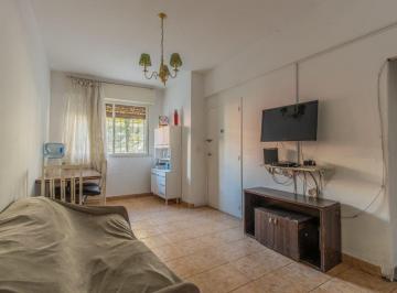 Departamento de 3 ambientes, Constitución · Venta Departamento 3 Ambientes Planta Baja con Patio