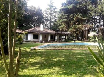 Casa · 120m² · 3 Ambientes · 2 Cocheras · Venta Casa 4 Amb con Piscina en Barrio Parque Sakura, Exaltación de La Cruz