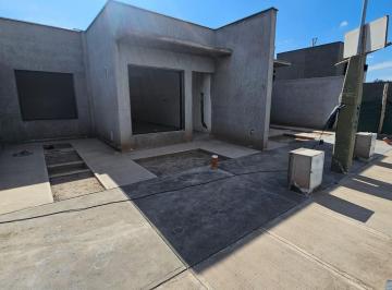 Casa · 75m² · 4 Ambientes · 1 Cochera · Venta Casa 3 Dorm. B Privado Vista Oliva