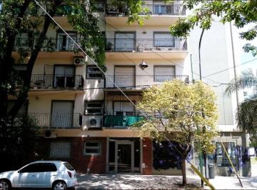 Departamento de 3 ambientes, Villa Luro · Departamento 3 Ambientes Al Frente con Balcon