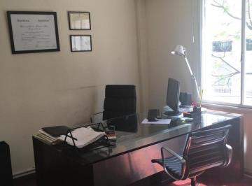 Oficina comercial · 67m² · 3 Ambientes · Oficina en Microcentro