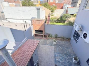 Casa de 5 ambientes, Villa Devoto · Casa Tipo PH de 5 Ambientes en Planta Baja 2 Plantas, 2 Cocheras Cubiertas Propias, Patio y Terraza