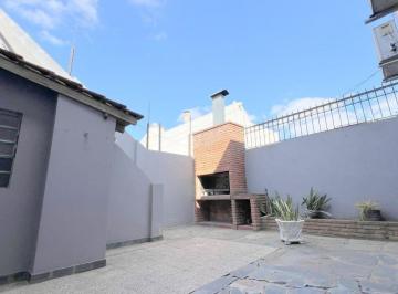 Casa de 5 ambientes, Villa Devoto · Casa Tipo PH de 5 Ambientes en Planta Baja 2 Plantas, 2 Cocheras Cubiertas Propias, Patio y Terraza