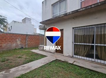 Casa · 90m² · 4 Ambientes · Casa en Venta Estacion Alvarado Apta Credito