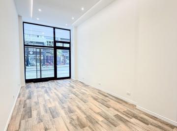 Local comercial · 75m² · Local a La Calle. Bolivar y Entre Rios.