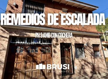 PH · 125m² · 3 Ambientes · 1 Cochera · PH en Venta en Remedios de Escalada - 3 Ambientes - Cochera - Terraza