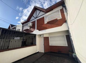 Casa · 61m² · 4 Ambientes · 1 Cochera · Venta Casa San Justo Permuta