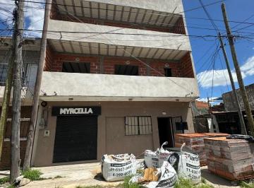 Casa de 6 ambientes, Avellaneda · Oportunidad Desarrollo Inmobiliario - 8 Casas Al Precio de 1