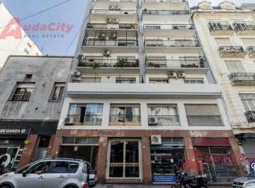 Departamento · 62m² · 4 Ambientes · Venta Departamento 4 Ambientes Planta Baja Patio Interno San Nicolas Caba