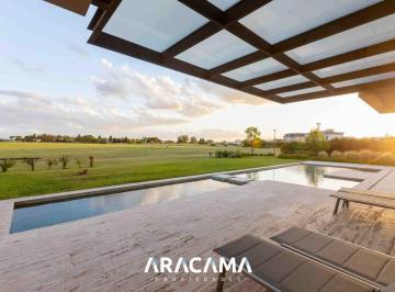 RRA-RR1-2159_2 · Casa en Venta en La Providencia - Canning