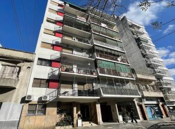 Departamento · 78m² · 4 Ambientes · Oportunidad Venta Departamento Semipiso 4 Ambientes con Balcon, Almagro Norte!