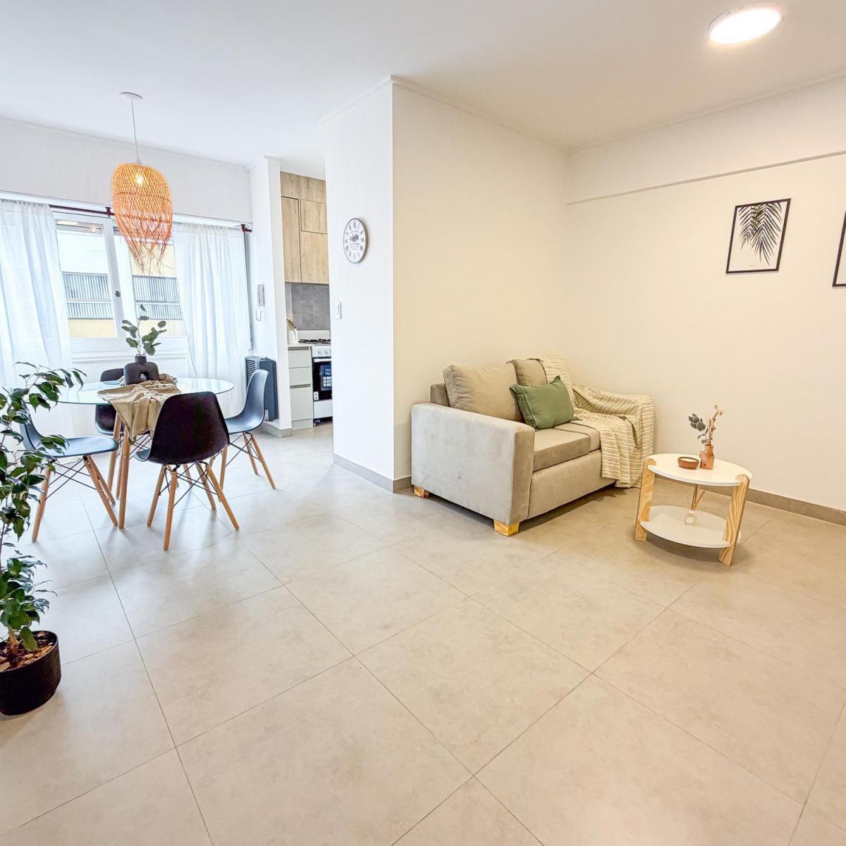 Venta departamento 2 ambientes reciclado externo