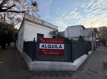 Casa 4 ambientes en San Martin, a mts. de Ruta 8 · Casa 4 Ambientes en San Martin, a m. de Ruta 8
