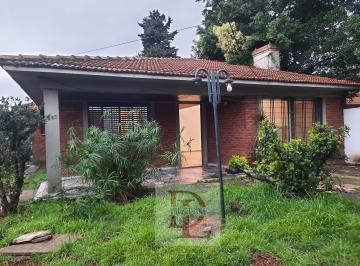 Casa · 90m² · 3 Ambientes · 1 Cochera · Casa Chalet en Alquiler en General Pacheco, Tigre, G. B. a. Zona Norte