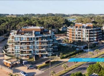 Departamento · 100m² · 3 Ambientes · 1 Cochera · Departamento de 3 Ambientes, con Balcón y Cochera - Punta del Este, Uruguay