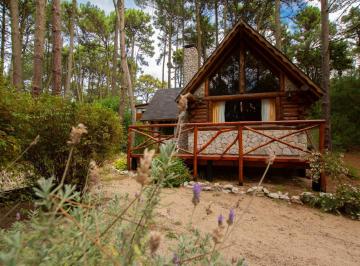 Casa · 450m² · 3 Ambientes · Casa en Mar de Las Pampas