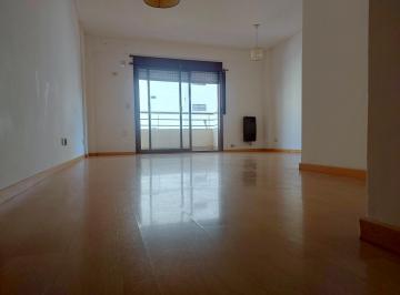 Departamento · 29m² · 1 Ambiente · Alquilo: Monoambiente Amplio. Balcón. Coc. Americ. Edif. Piscina. Sum. Laundry.