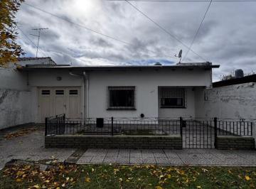 Casa · 175m² · 6 Ambientes · 1 Cochera · Casa en La Plata
