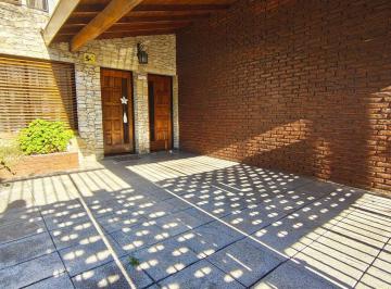 PH · 98m² · 4 Ambientes · 1 Cochera · Vende Duplex 4 Ambientes con Jardin en Villa Sarmiento Haedo